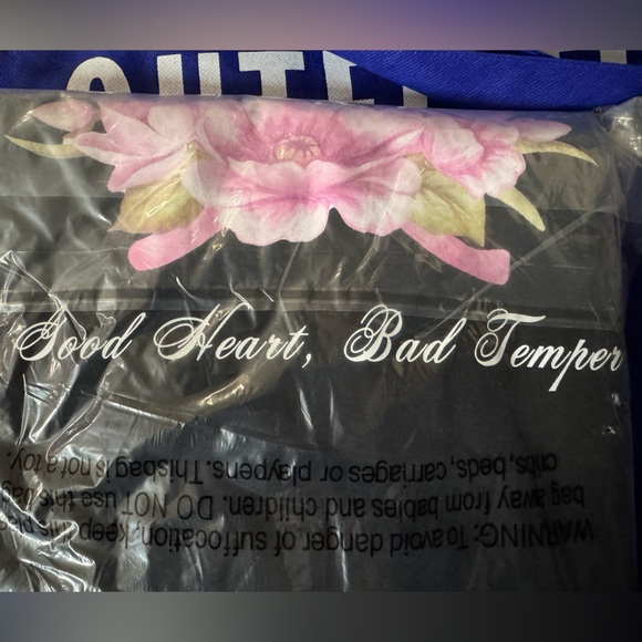 Good Heart Bad Temper Wound Up UO Chic Cat Sweatshirt -- NWT - Size XS Runs Big - Picture 4 of 4